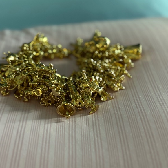 Disney 75 years of love & laughter limited edition charm bracelet - RARE - 1998 - Picture 4 of 14